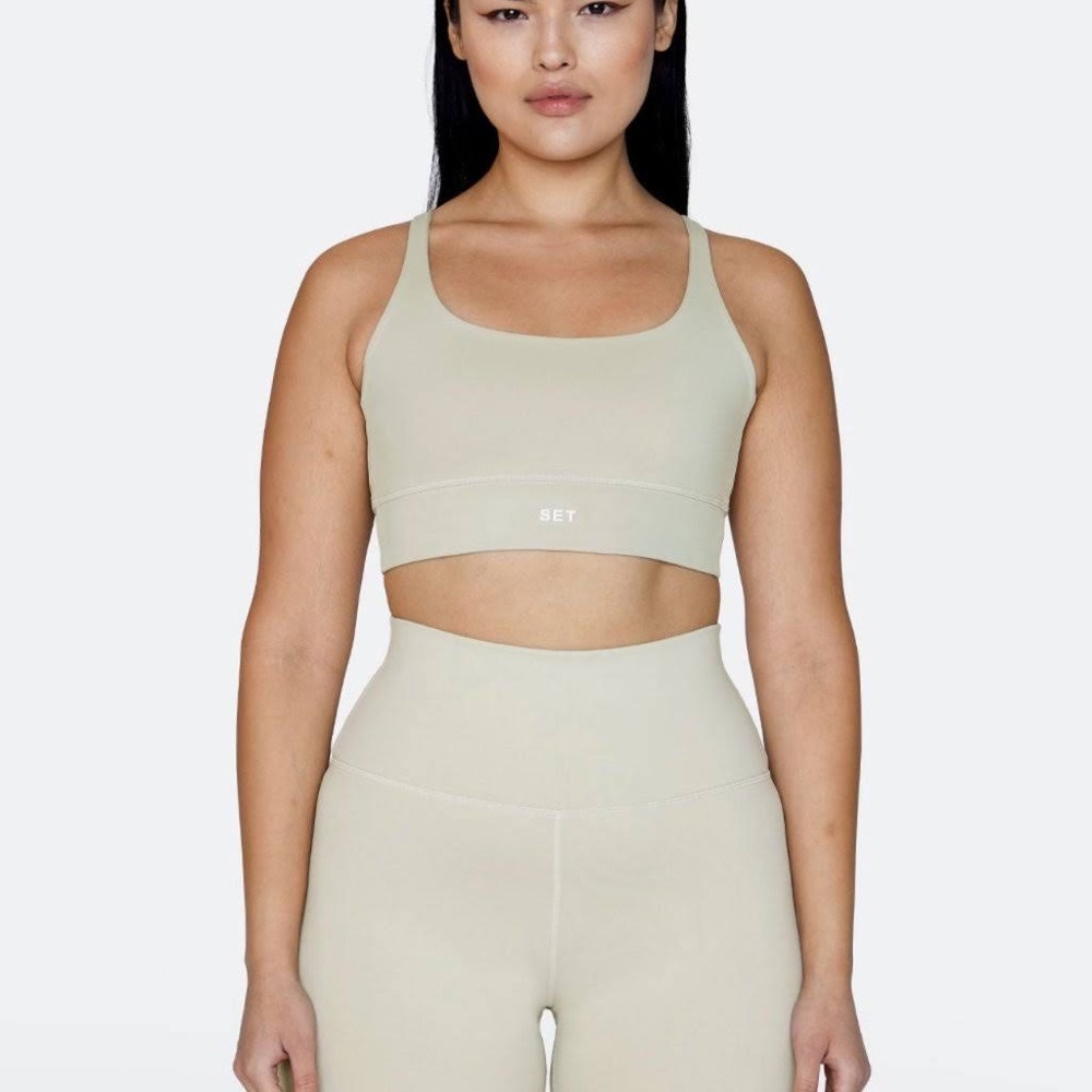 SETActive Oat Milk Bundle - 2 Bras and Bike Shorts (Luxform) - NWOT